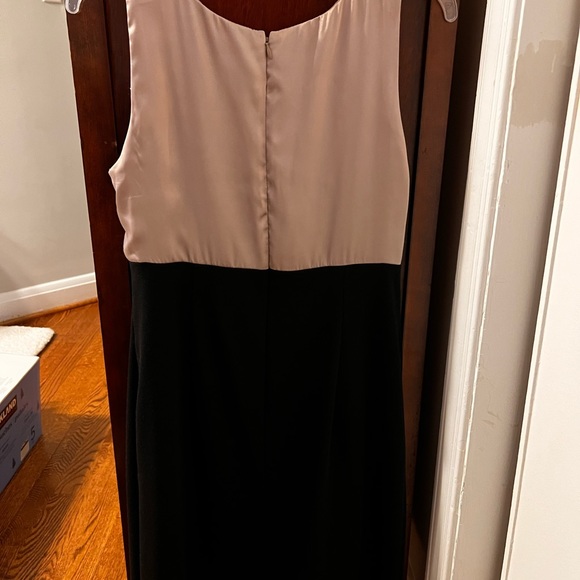 Gold and Black Beaded Cocktail Dress - Picture 6 of 6